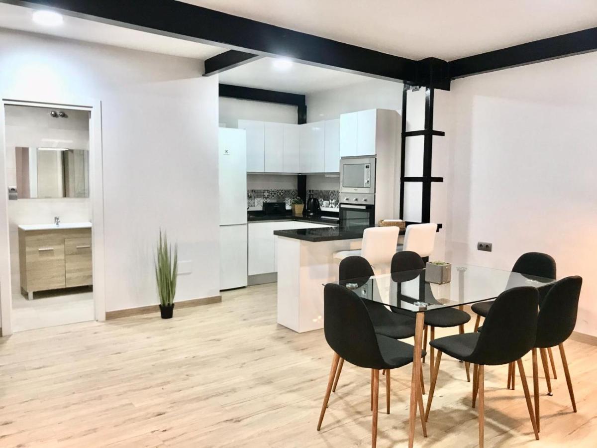 Modern & Spacious Apartment In Plaza De La Merced Malaga Zewnętrze zdjęcie