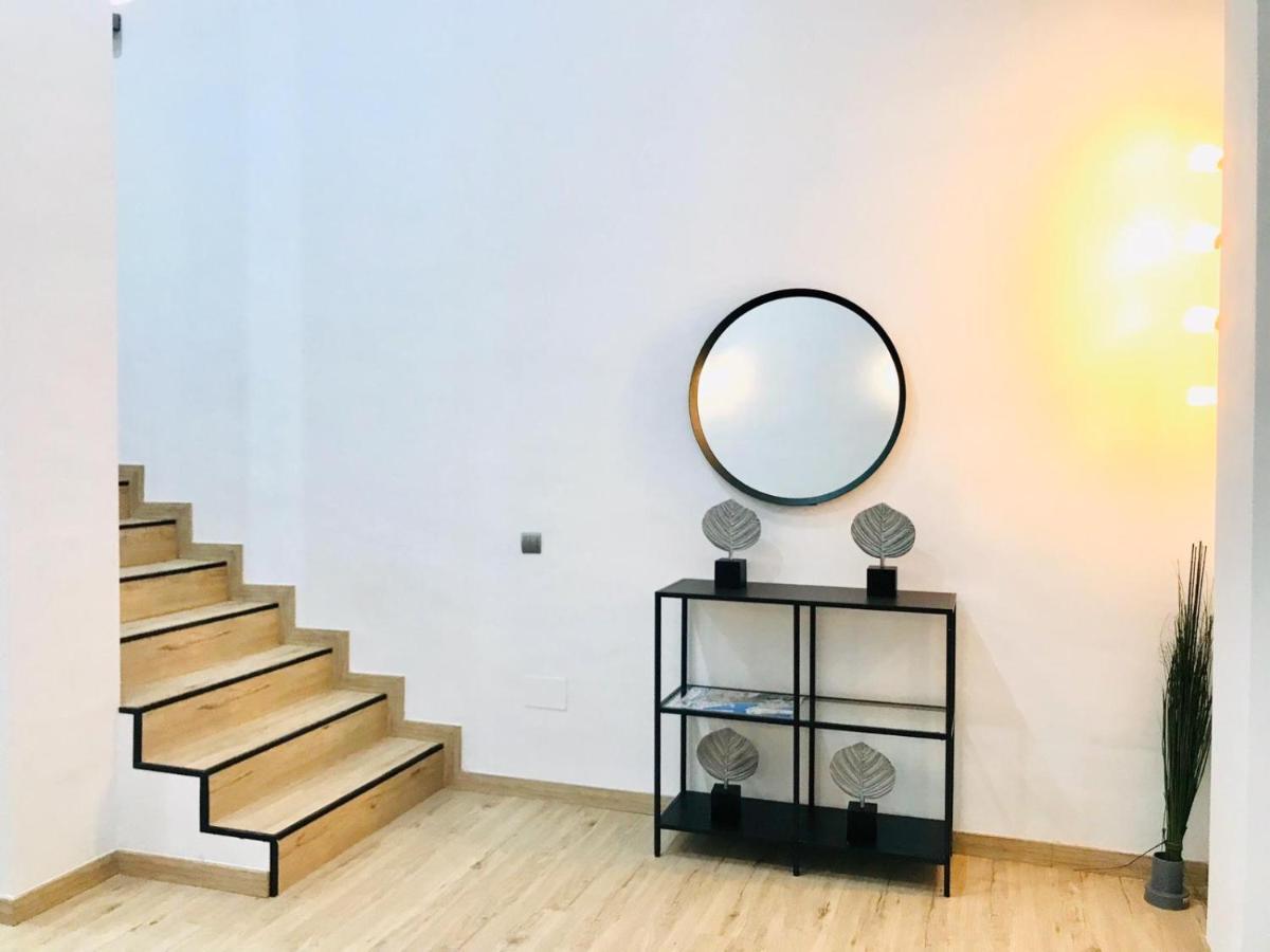 Modern & Spacious Apartment In Plaza De La Merced Malaga Zewnętrze zdjęcie